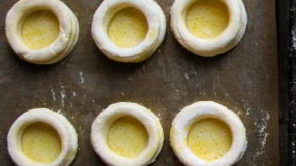 ШАГ 4. волованы из слоеного теста