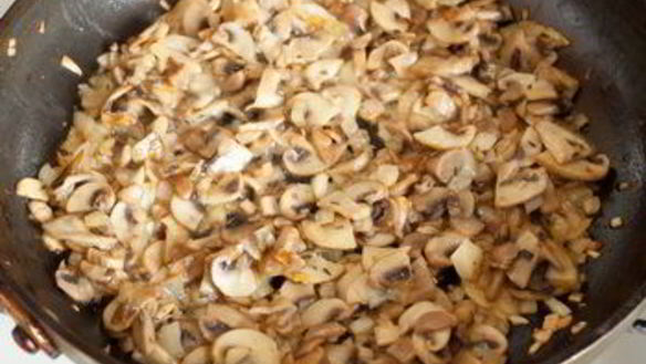 ШАГ 7. волованы с грибной начинкой