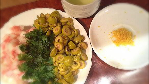 ШАГ 3. закуска из лосося с помидорами