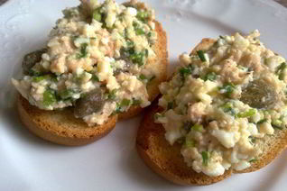 Закуска из печени трески