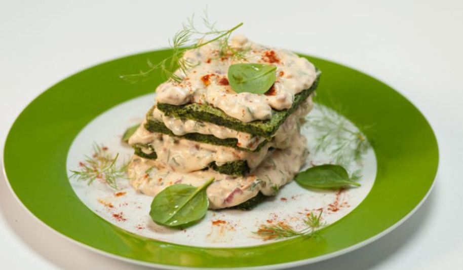 Рецепт закуска из шпината, сыра и бекона