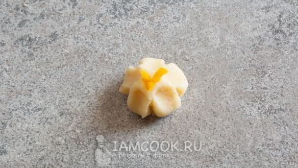 ШАГ 12. закуска картошка с крабовыми палочками