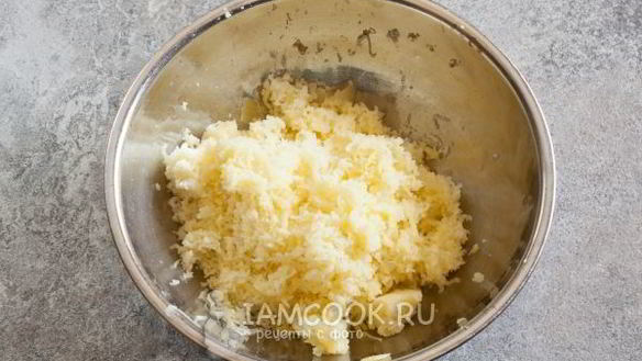 ШАГ 6. закуска картошка с крабовыми палочками