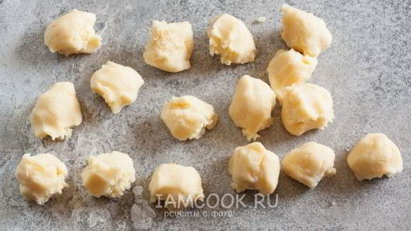 ШАГ 8. закуска картошка с крабовыми палочками