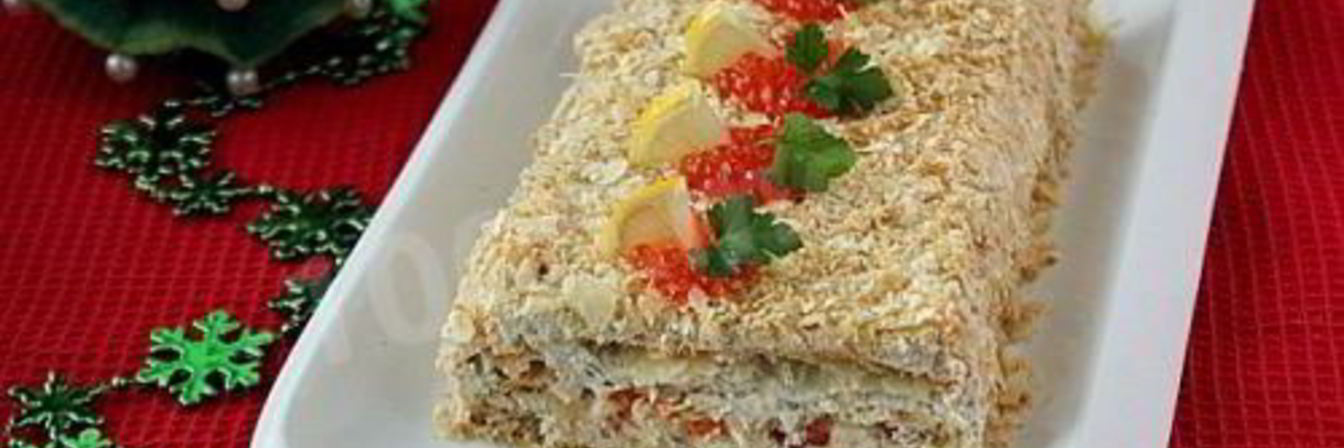 Закусочный торт Наполеон с икрой и печенью трески