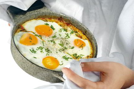 Запеченные яйца в восточном стиле