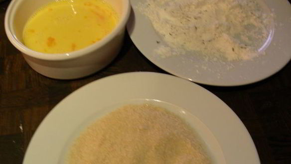 ШАГ 2. жареный козий сыр с ревеневым соусом