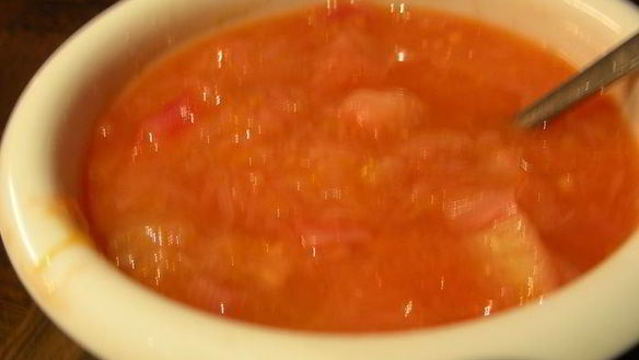 ШАГ 5. жареный козий сыр с ревеневым соусом