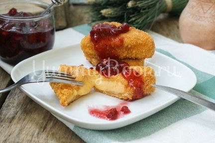 Жареный сыр в панировке