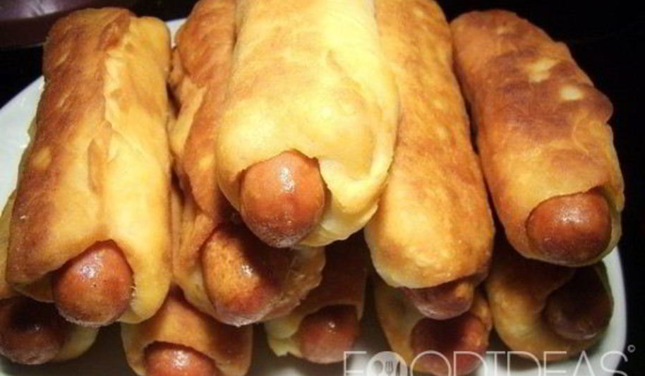 Рецепт жареные сосиски в тесте