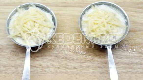 ШАГ 3. жульен с курицей и грибами