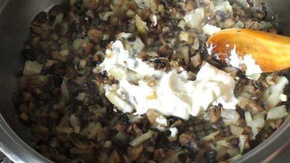 ШАГ 4. жульен в булочках